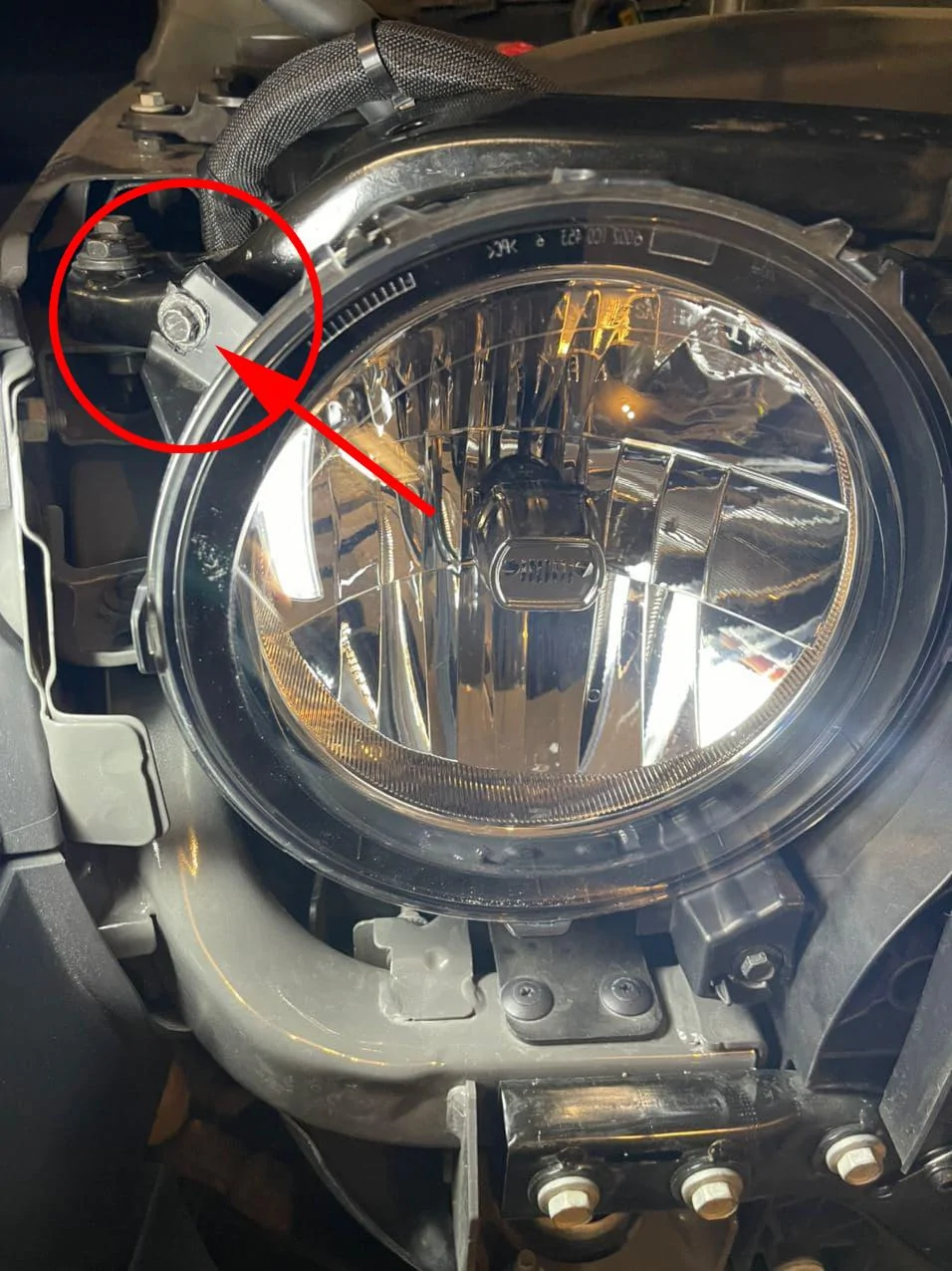 Jeep Gladiator SPINNING RIVNUT / JACK NUT - RADIATOR SUPPORT - HEADLIGHTS - JEEP GLADIATOR photo_2020-12-18_06-57-44 copy