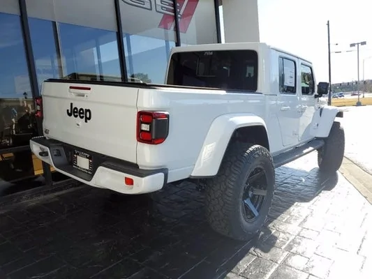 Jeep Gladiator High Altitude's with bigger rubber on stock wheels 4
