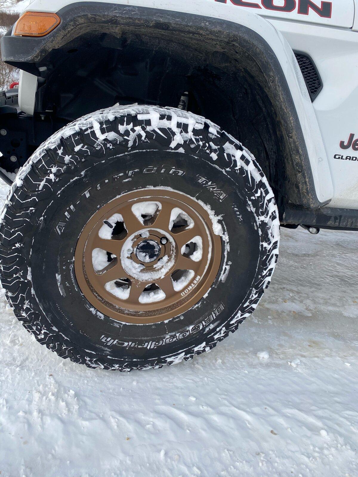 Jeep Gladiator SHOW ME YOUR WHEELS! 6B79A163-A46B-4C78-8432-E935B9035294
