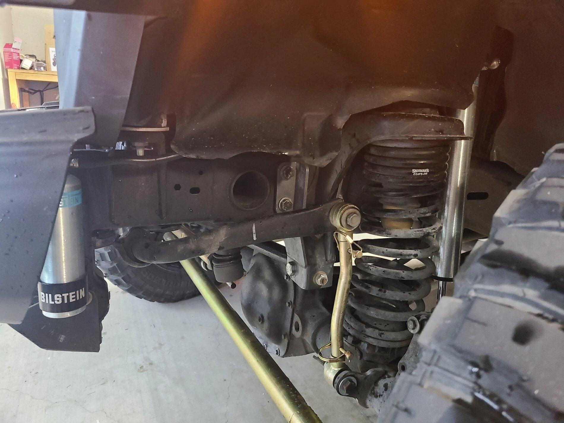 Jeep Gladiator Fox v Falcon shocks 20201202_173543