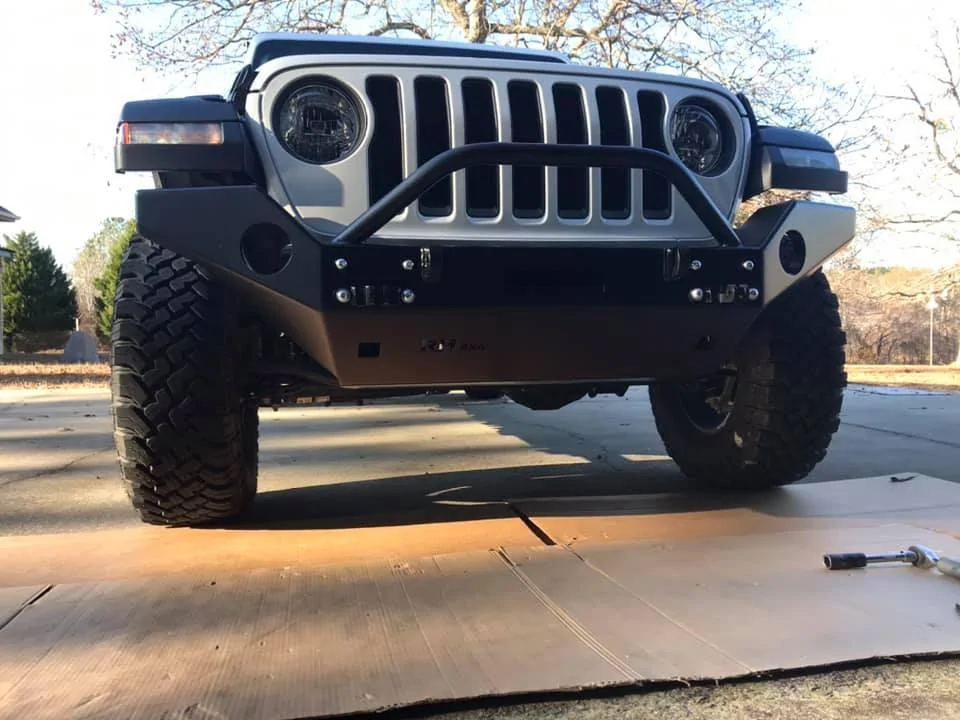 Jeep Gladiator Rockhard full width  bumper install imogene bumper 2