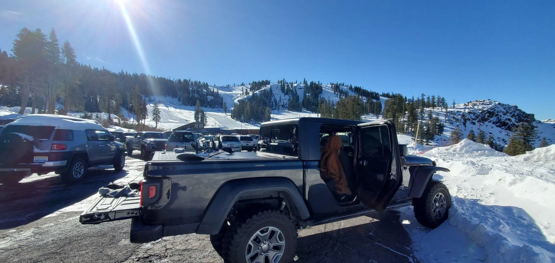 Jeep Gladiator -- 2020+ Gladiator Picture Game -- 20201218_125029