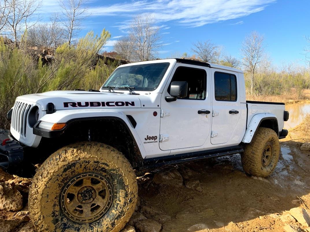 Jeep Gladiator BRIGHT WHITE Gladiator JT Club IMG_2836