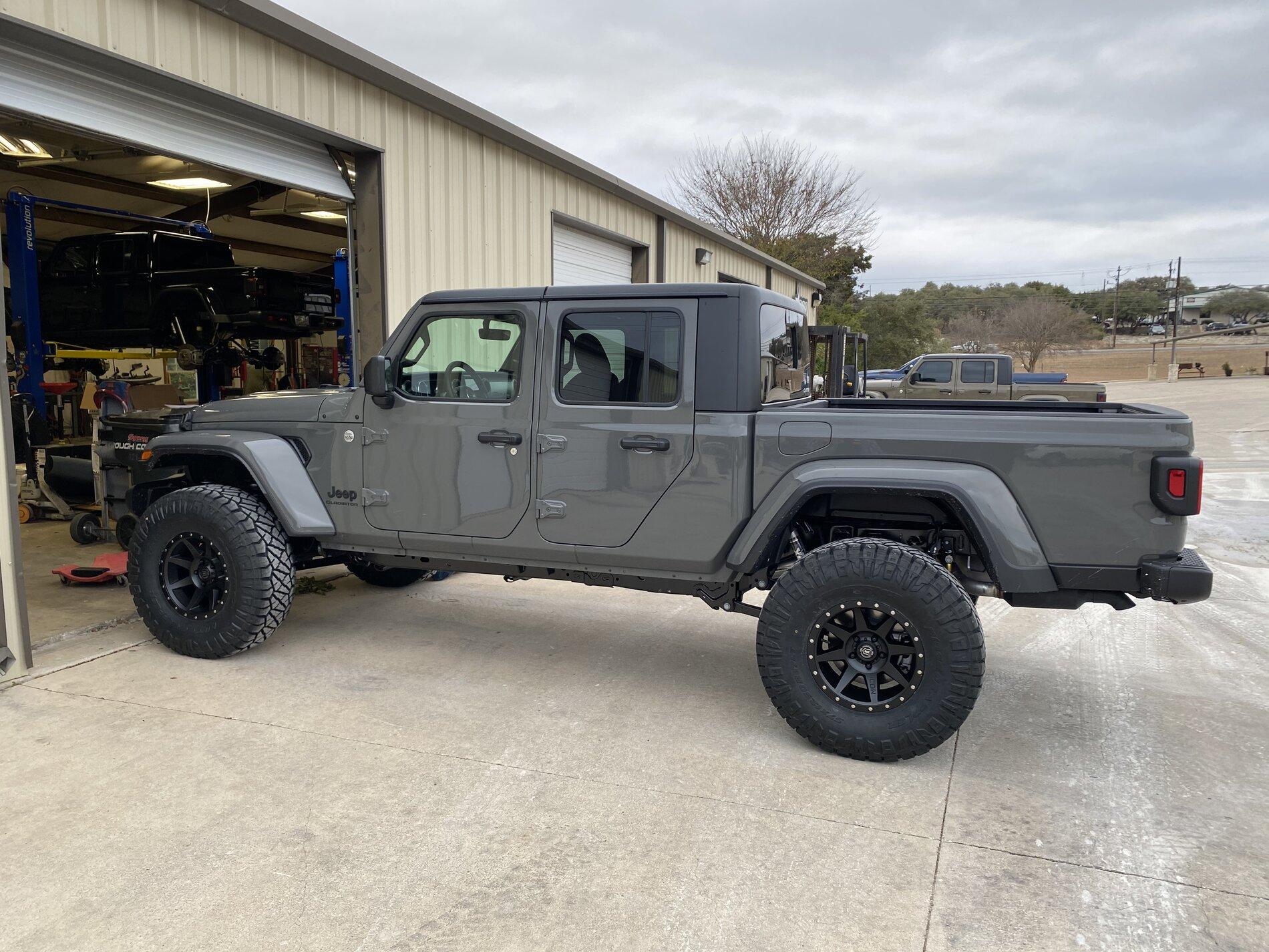 Jeep Gladiator GladiatorCruzen’s Build Thread 47E1F26B-AED1-4735-B4A1-375AE8BFBBA3
