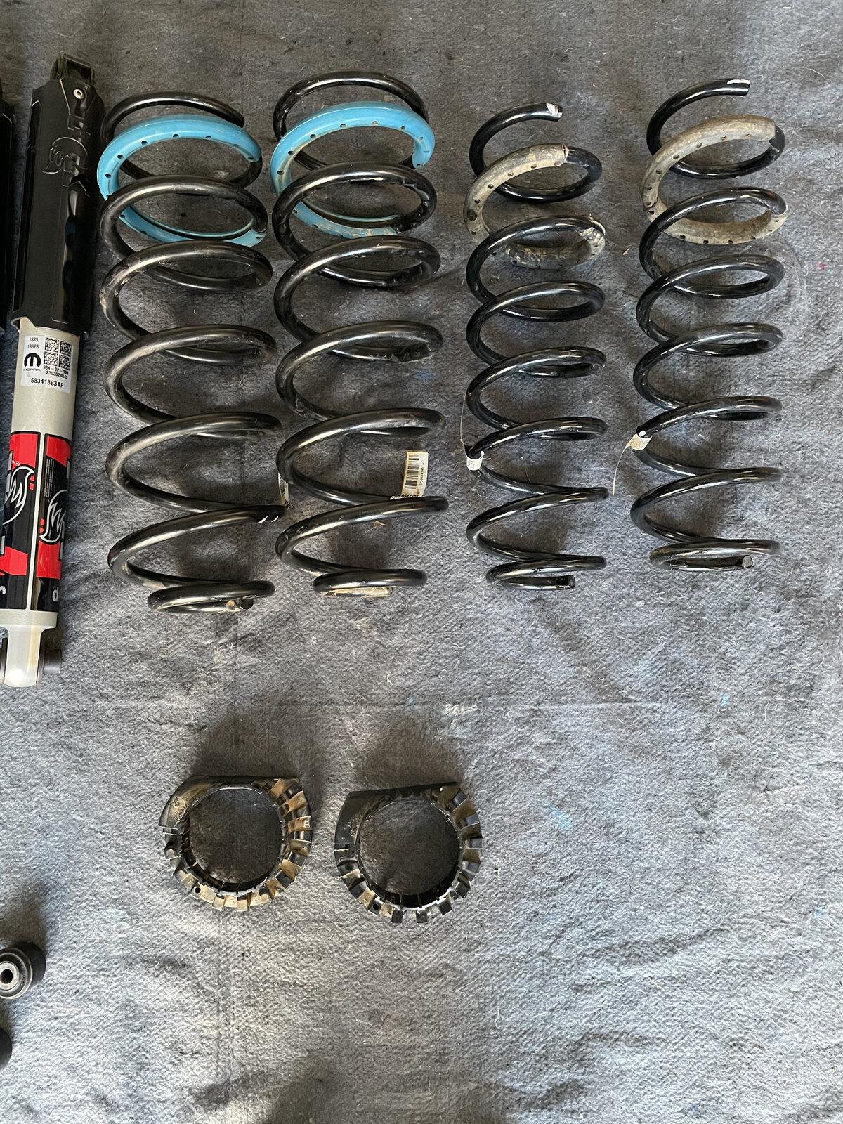 Jeep Gladiator RUBICON TAKE OFF SUSPENSION $275obo 1164A636-428F-4AFB-AC97-9E535671B104