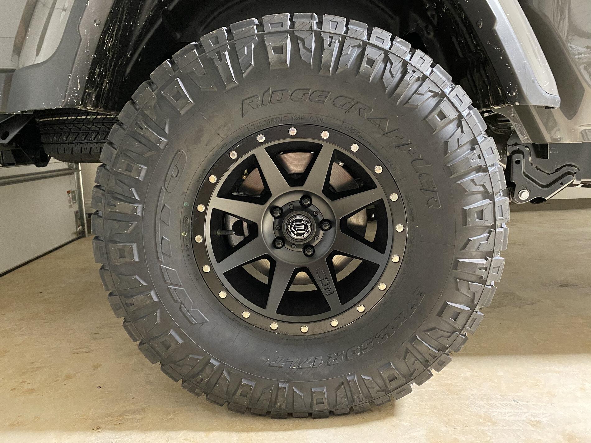 Jeep Gladiator What wheels are you putting on you JT? E6054F73-DFC6-45EE-AC7C-43B603BCDC55