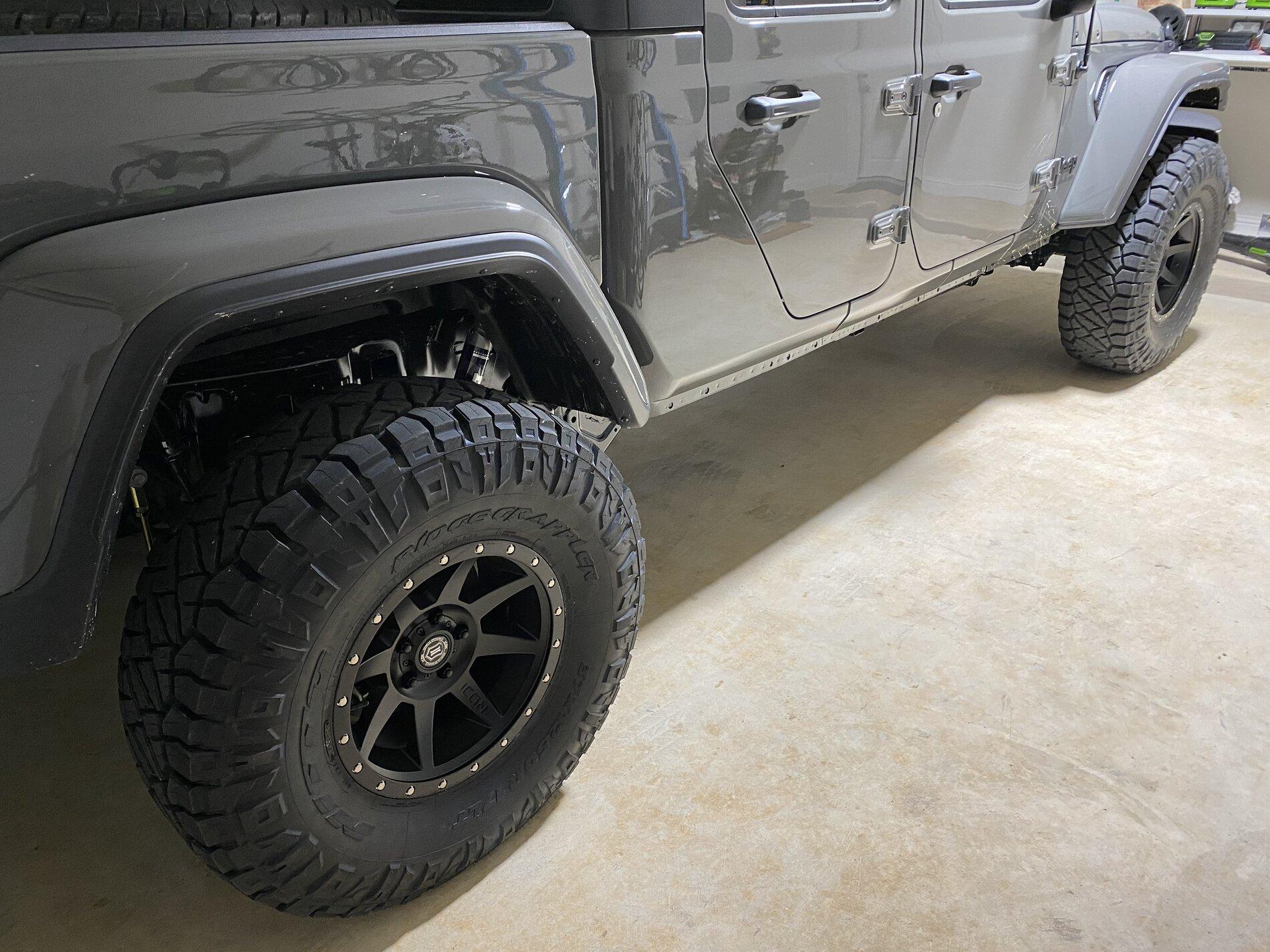 Jeep Gladiator What wheels are you putting on you JT? E49499B3-508B-4D63-8BDB-0786A3164AFF