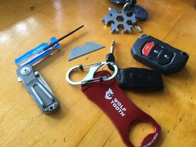 Jeep Gladiator Re-engineering the brick (keyfob) E1106361-5AF9-4929-8A41-E2F72C38390A