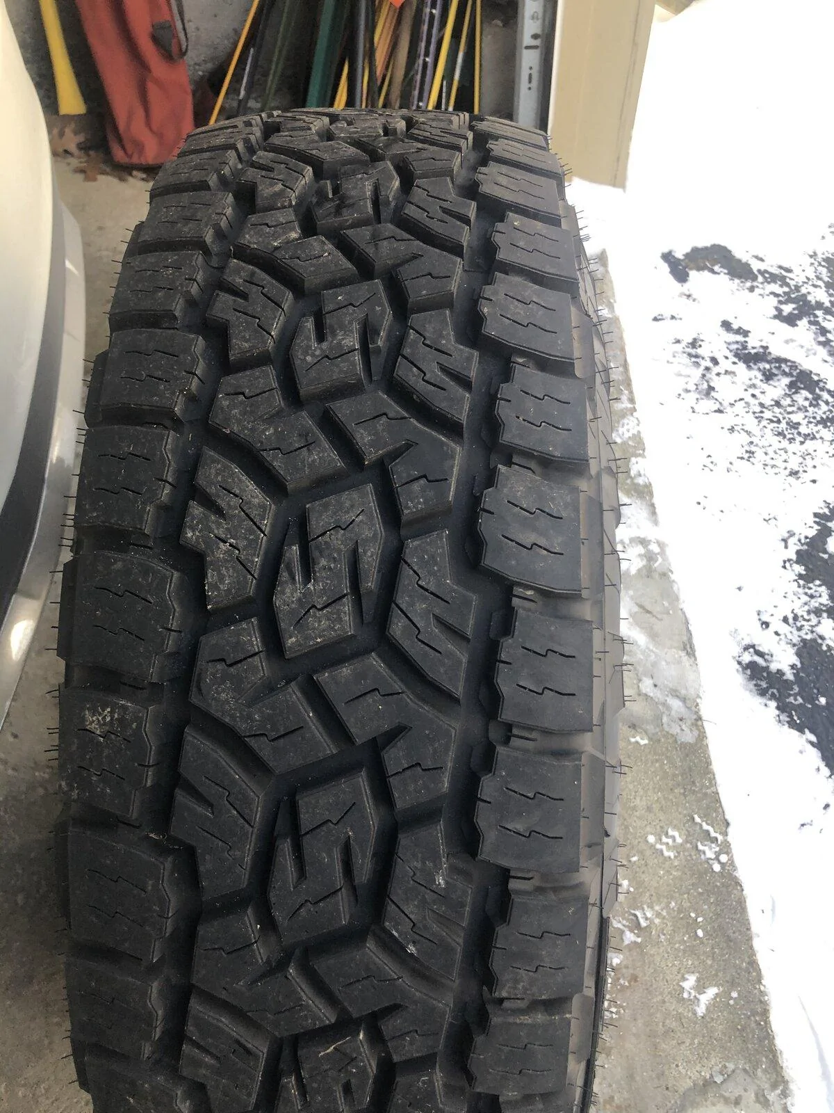 Jeep Gladiator Toyo A/T III 285/75/17s on sport S rims 025ED850-B9C8-463F-9D68-AD84DCA2934B