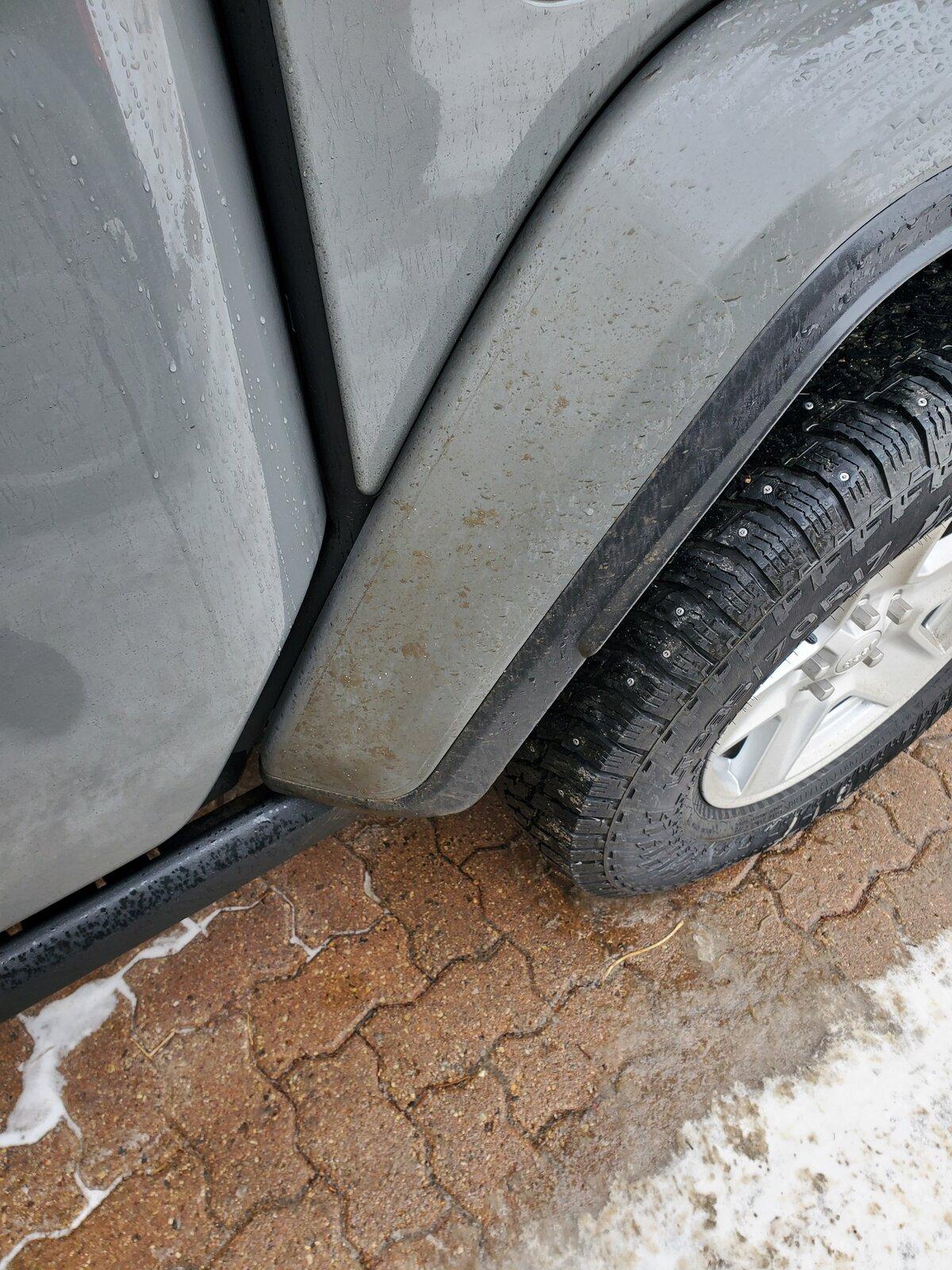 Jeep Gladiator Would Larger Mud Flaps Fix This? 20201219_140140