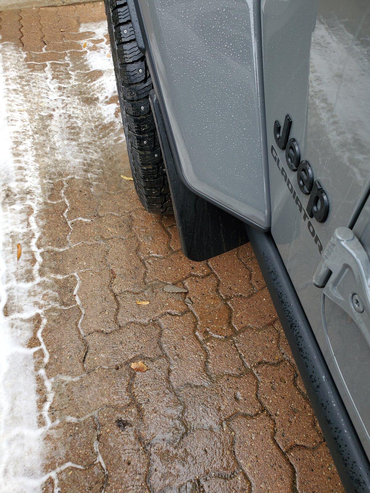 Jeep Gladiator Would Larger Mud Flaps Fix This? 20201219_140154