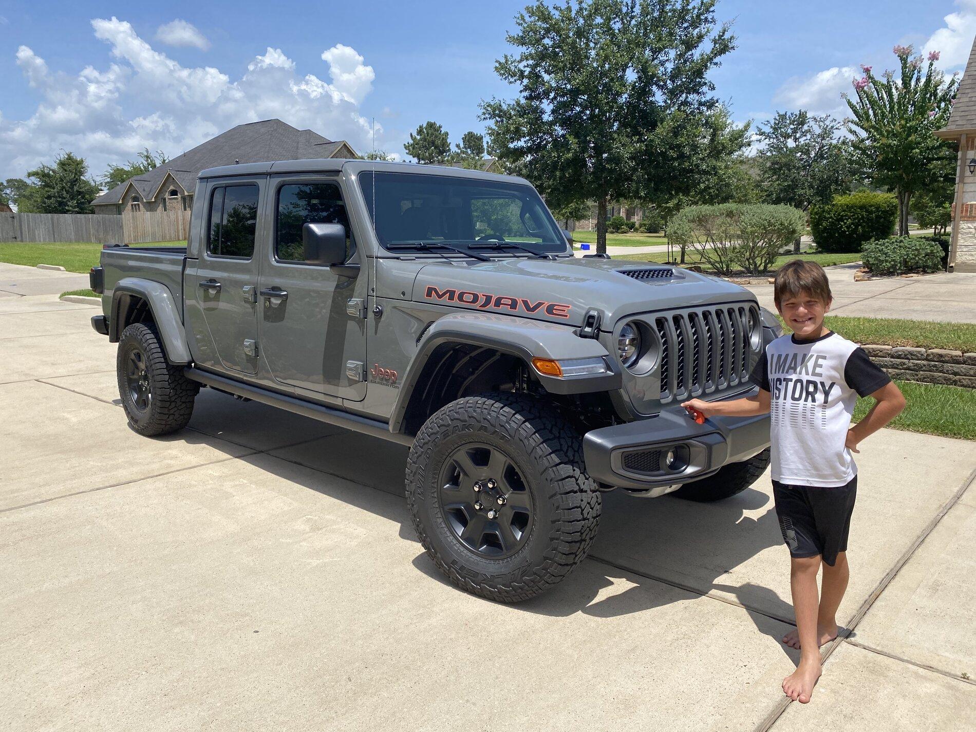 Jeep Gladiator Took Delivery of Your JT? Sign in Here! 566065B5-AD42-48A4-B1D8-729F2F2E4F95