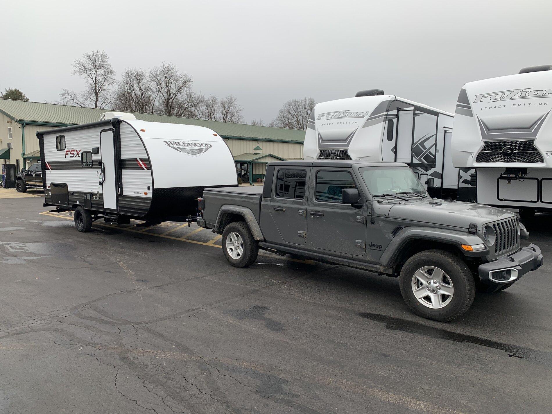 Jeep Gladiator So, what is everybody towing? 0812C855-6961-4859-BDBE-C25CBCB1C59F