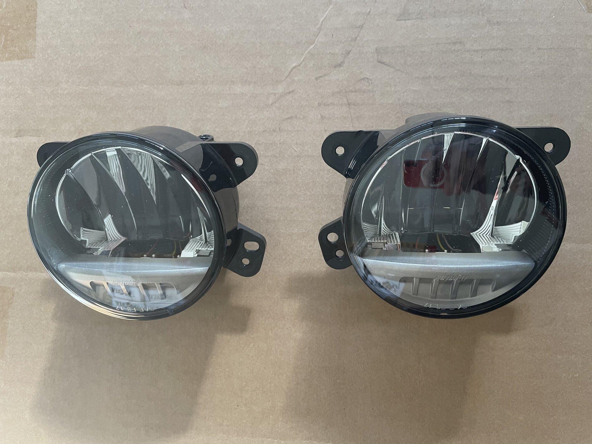 Jeep Gladiator MOPAR LED Lamps $80 plus shipping 211ED6E5-BE14-45D5-843E-6EA2F0EC197F