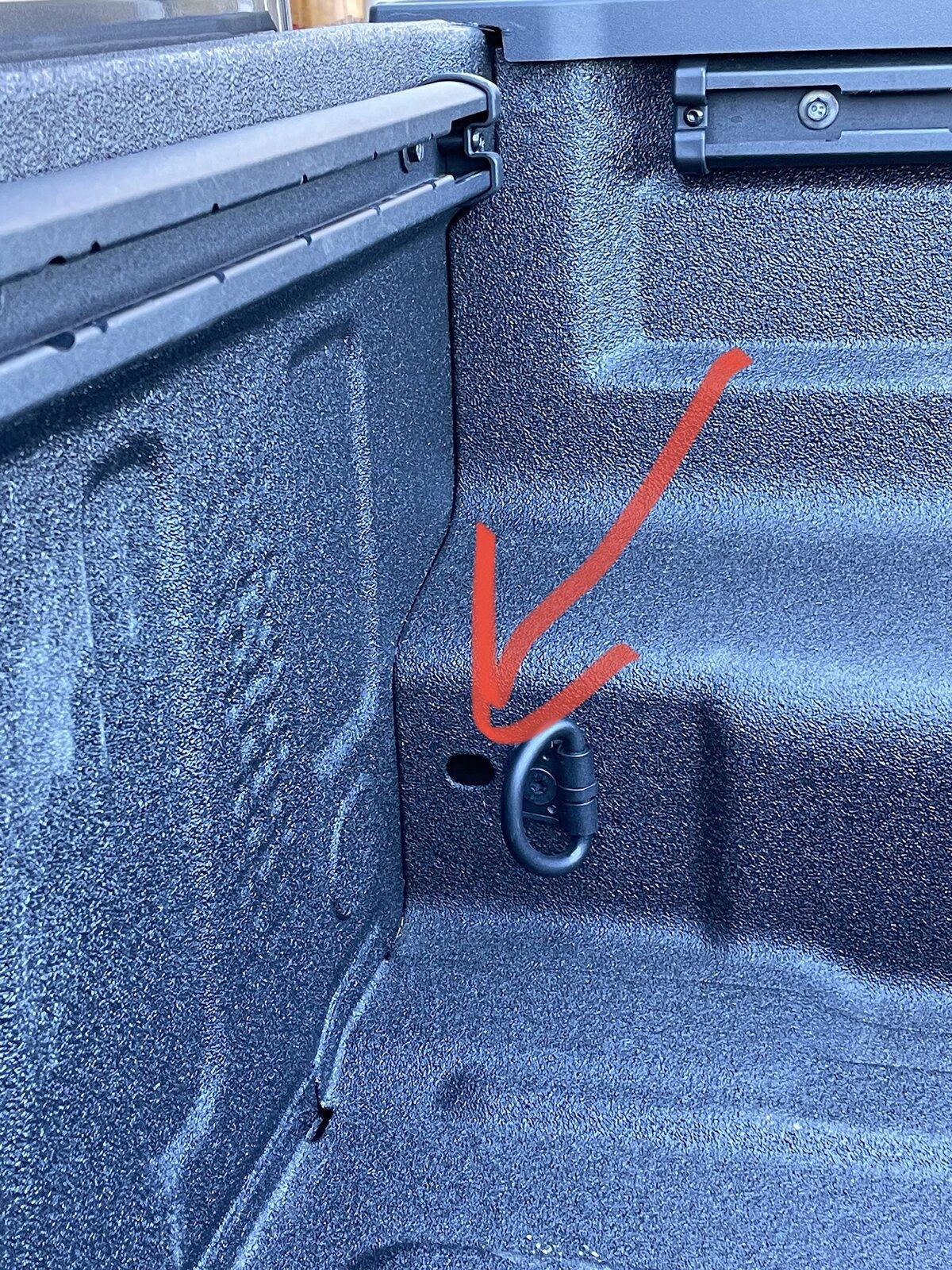 Jeep Gladiator Drain holes for rugged ridge hard cover 149E5C65-F7C7-427B-87BD-2CE418A80E37