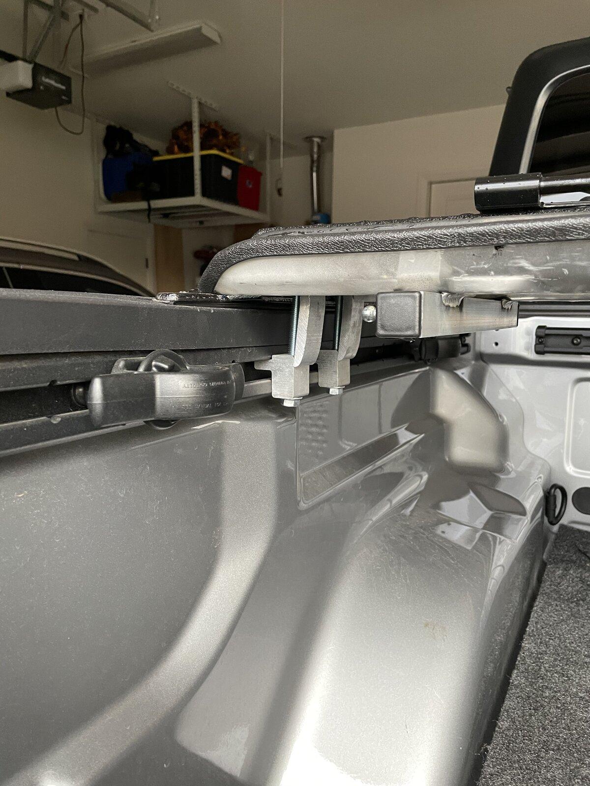 Jeep Gladiator WTS- Diamondback HD Tonneau cover for trail rail system C72BAEAD-81DB-411F-B850-99D3488049E6