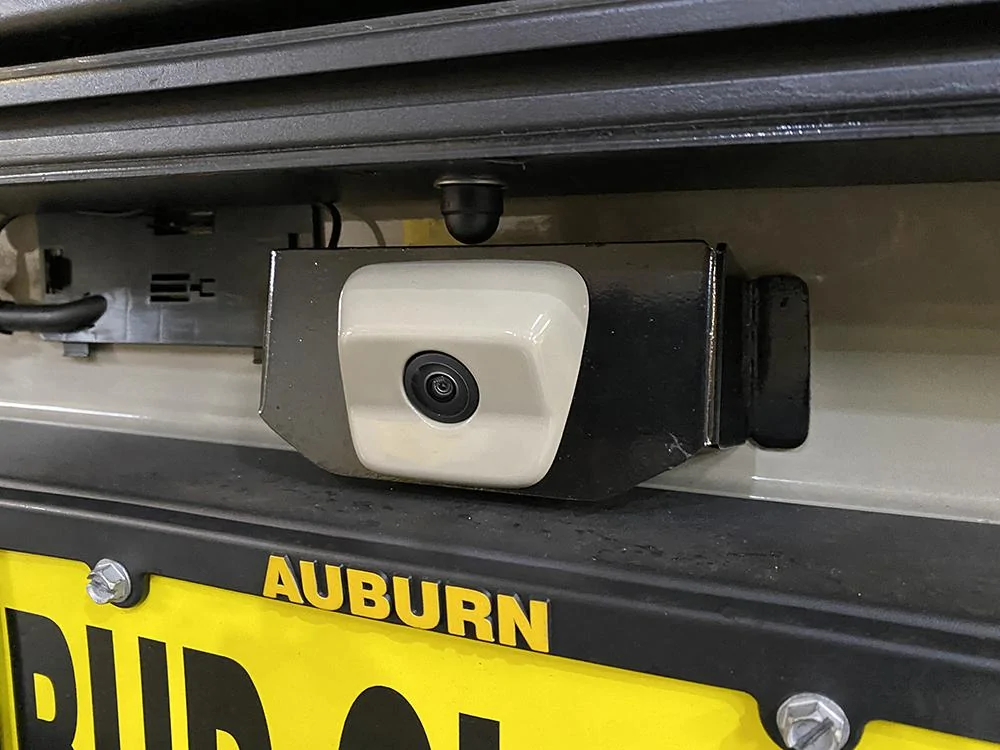 Jeep Gladiator Alu-Cab Canopy Camper IMG_3722