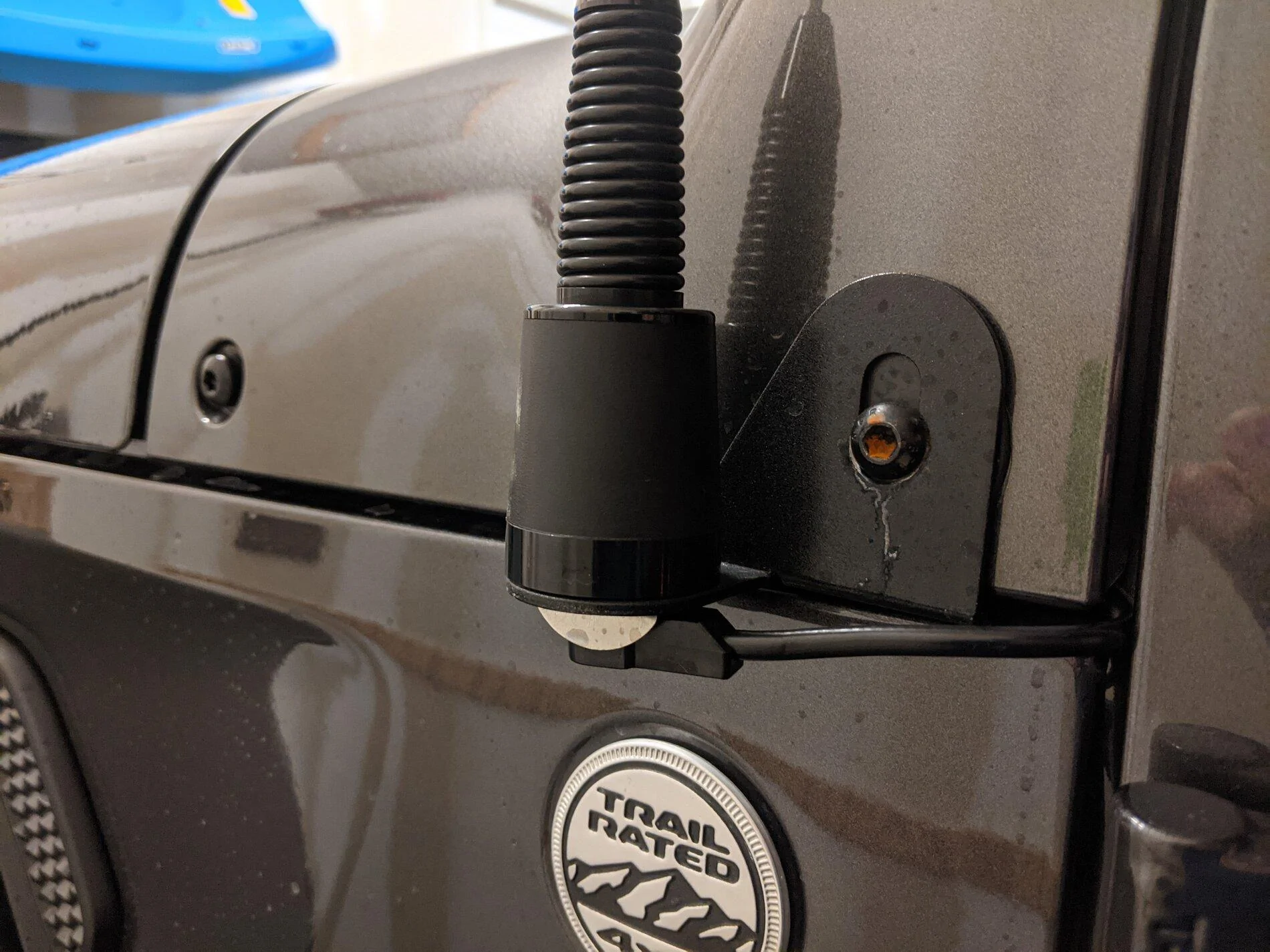 Jeep Gladiator Mounting GMRS antenna PXL_20201221_222010495
