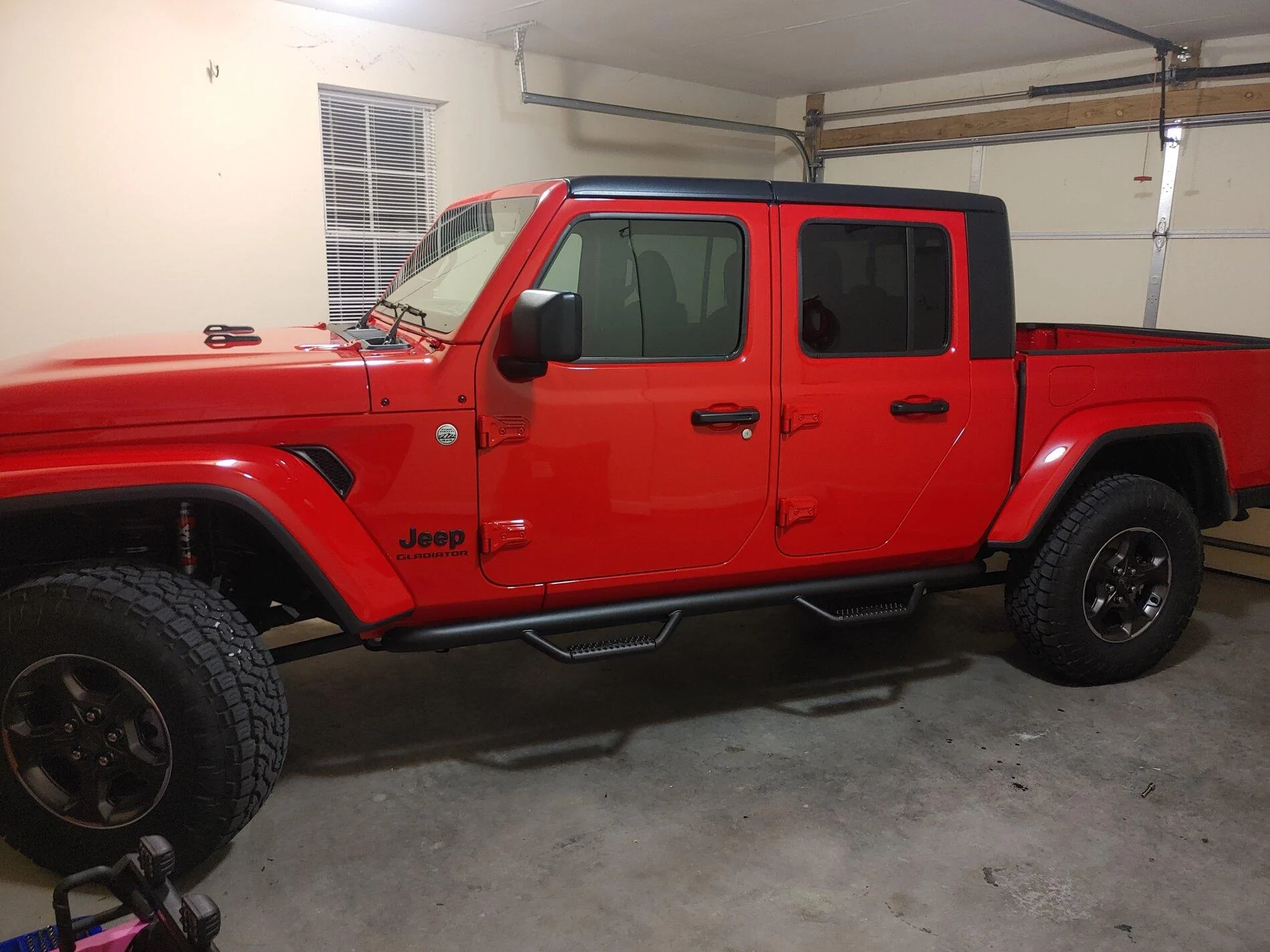 Jeep Gladiator Any Nice Quality & Good Looking Nerf Style Steps Message_1608599486582