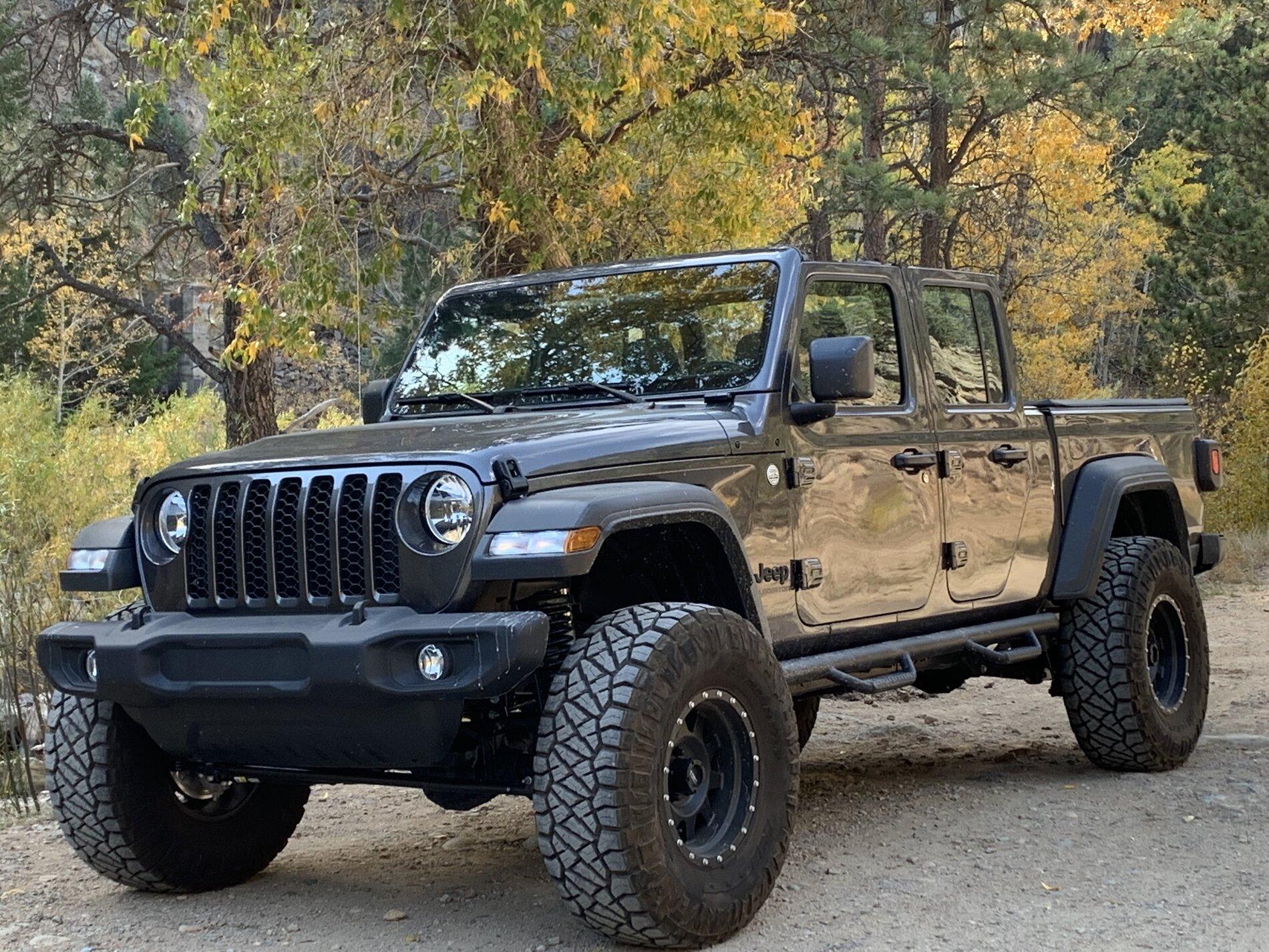 Jeep Gladiator GRANITE CRYSTAL JT Gladiator Club DC42A607-C783-443D-A8FD-8101EEC51DAF