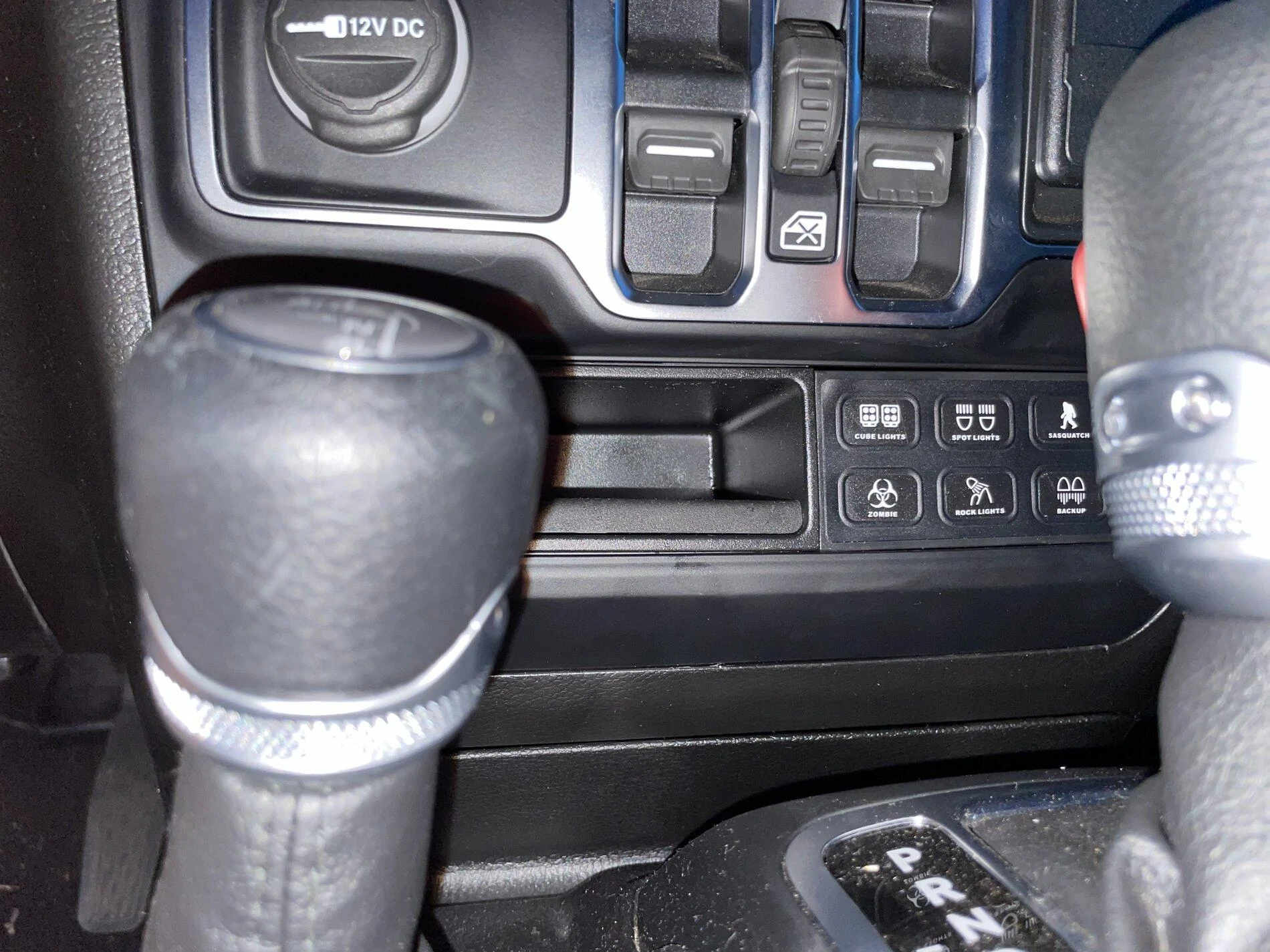 Jeep Gladiator Anyone install Voswitch? 22898339-6555-465B-BA03-BDE3B00547B7