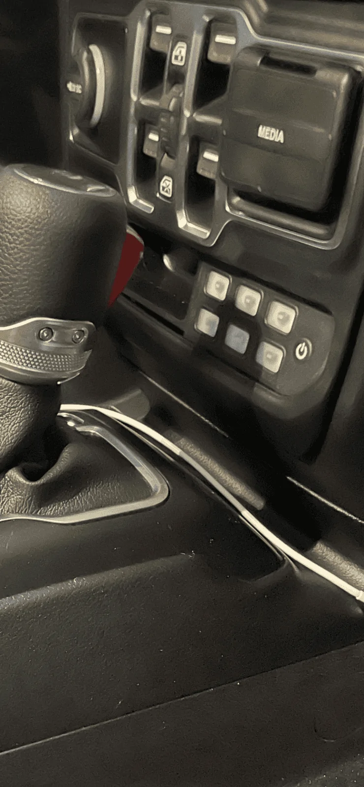 Jeep Gladiator Anyone install Voswitch? C59940F1-3EC0-4066-AFAC-65FA34F9DD97