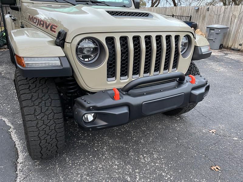Jeep Gladiator Swapping the Mojave plastic bumper with the Mopar steel bumper i-cWWpLsQ-L