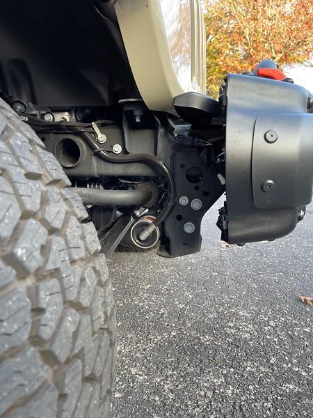 Jeep Gladiator Swapping the Mojave plastic bumper with the Mopar steel bumper i-CNZkVds-L