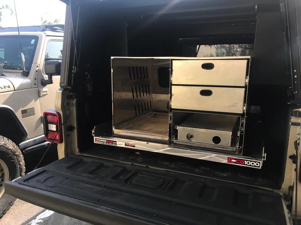 04_CargoSlidewithKitchen.webp