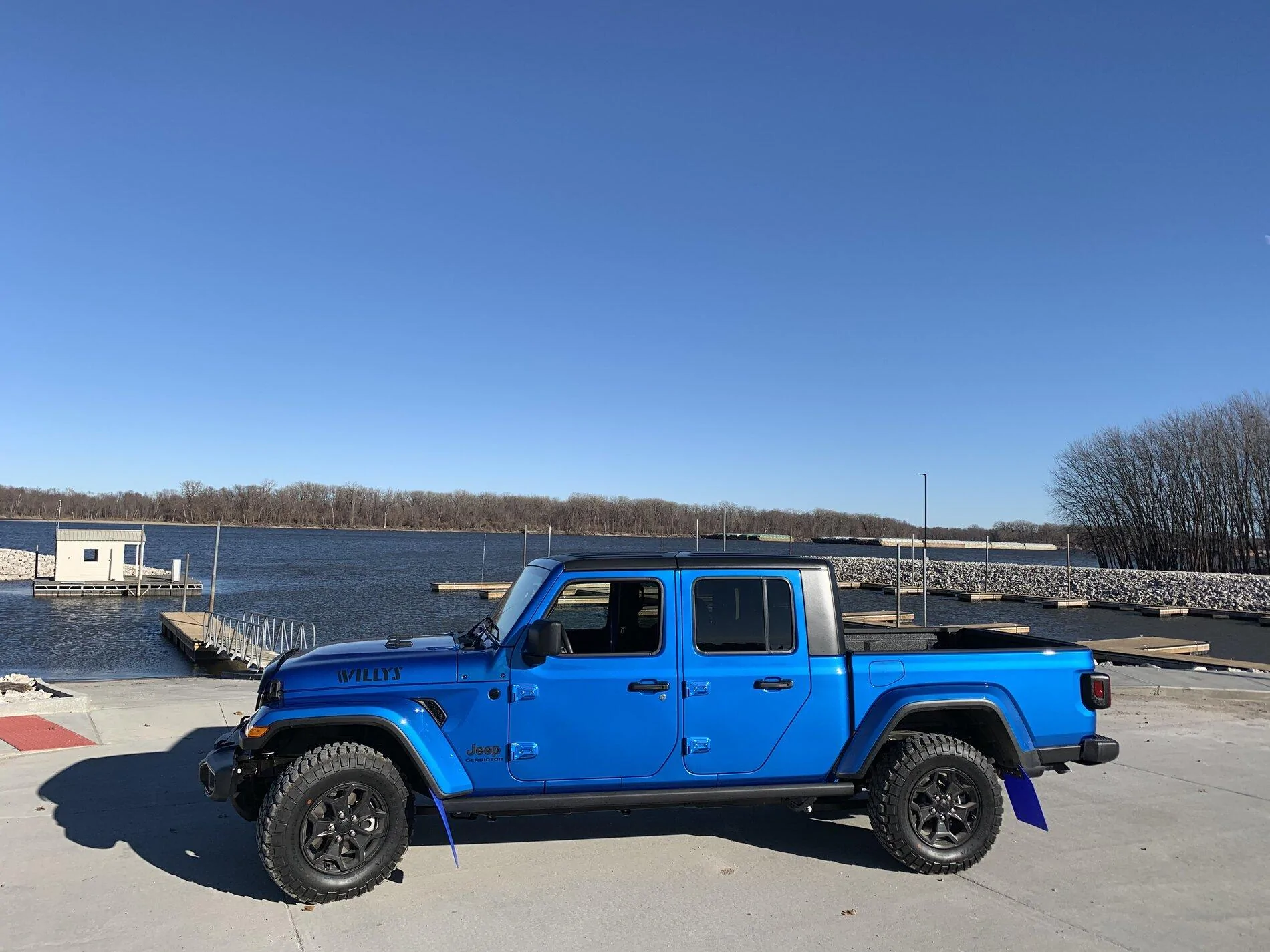 Jeep Gladiator HYDRO BLUE PEARL Gladiator JT Club IMG_2278