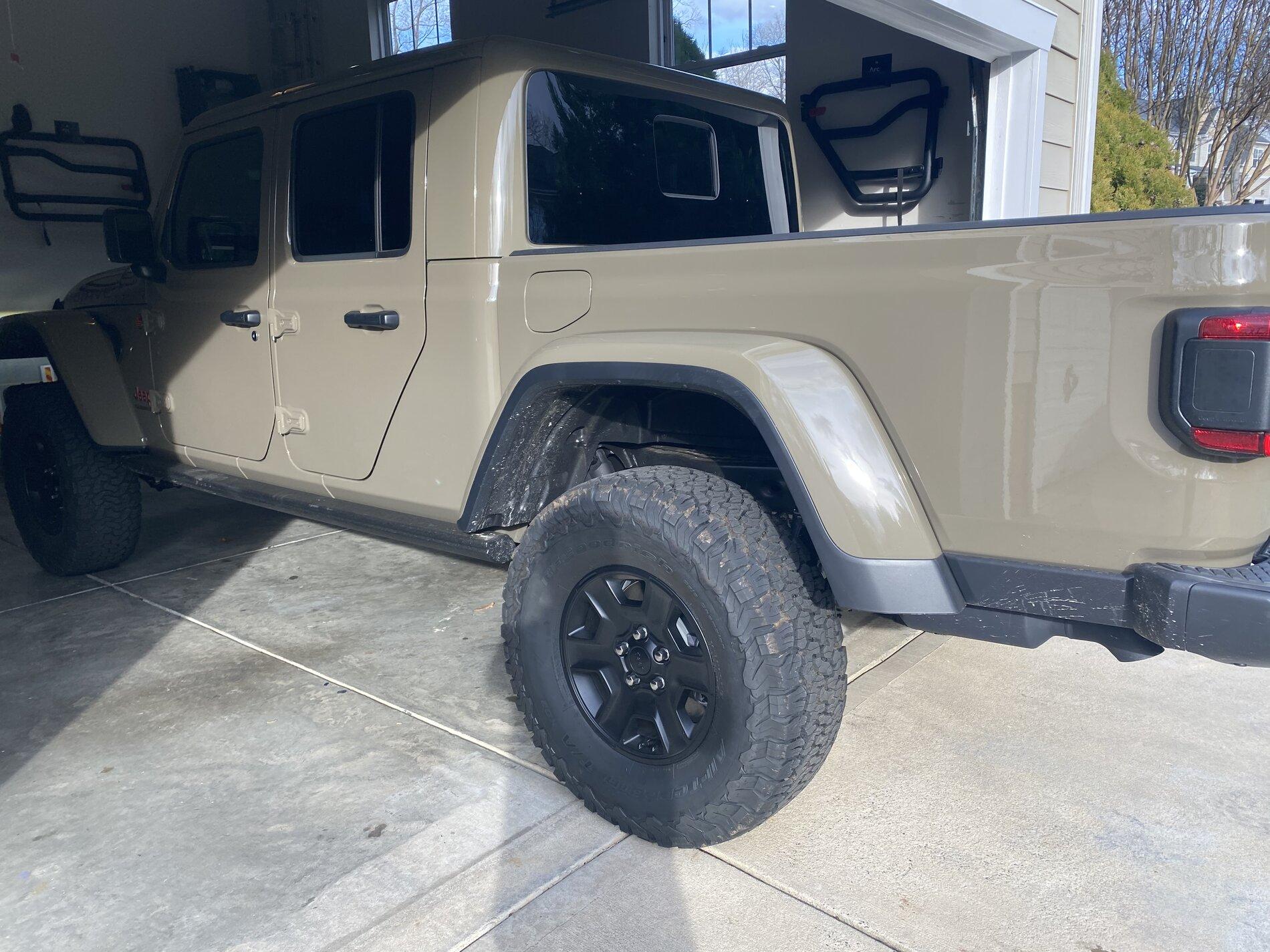 Jeep Gladiator 37 regrets B8EECC5B-0873-4CC1-99FD-F8E2842D5F31