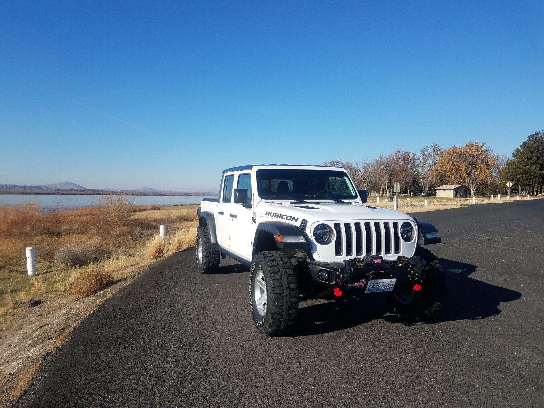 Jeep Gladiator Lightweight winch setup? 20201121_111459