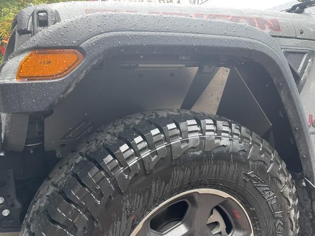 Jeep Gladiator Can't decide on fenders E0B43319-FB41-4DBF-8ADF-0A44AA55988D