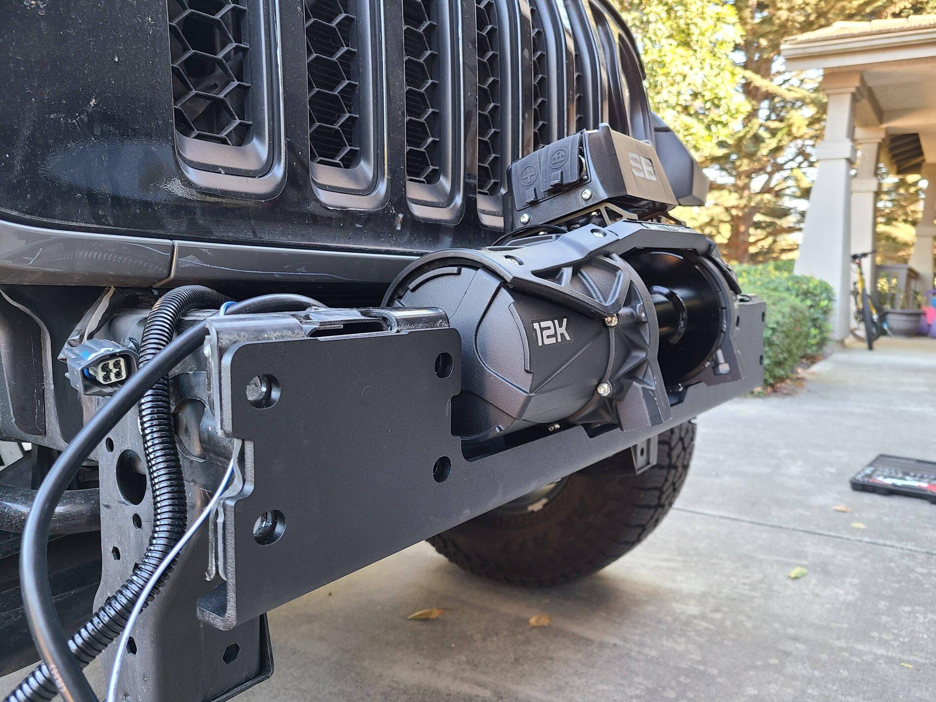 Jeep Gladiator Install assistance por favor 20201225_134516