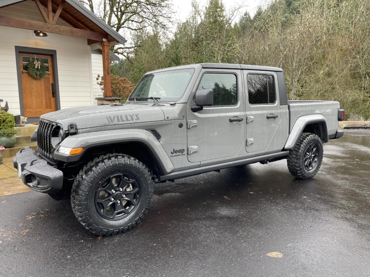 Jeep Gladiator WILLYS Edition Gladiator JT Club B298553D-BA6C-4E74-A6E8-4D580F1B1C1A
