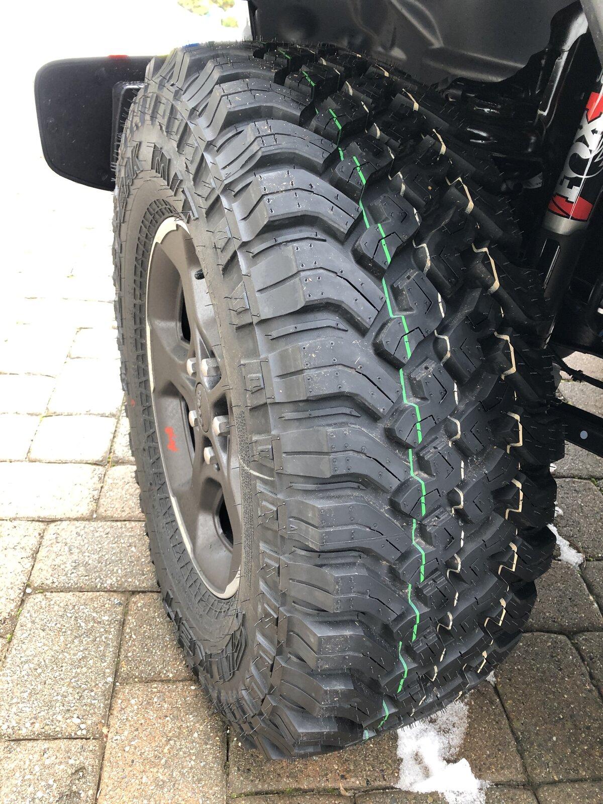Jeep Gladiator Rubicon wheels with MT tires and Tpms - 5 miles on them 5B6471BA-1B0C-4BCE-AA99-7A0A601CB3A9