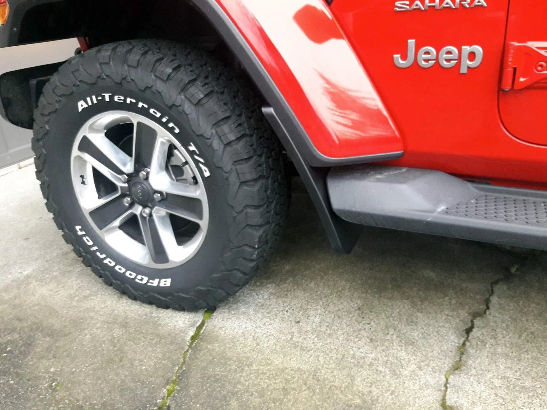 Jeep Gladiator Mopar splash Guards - Install 1609047942730