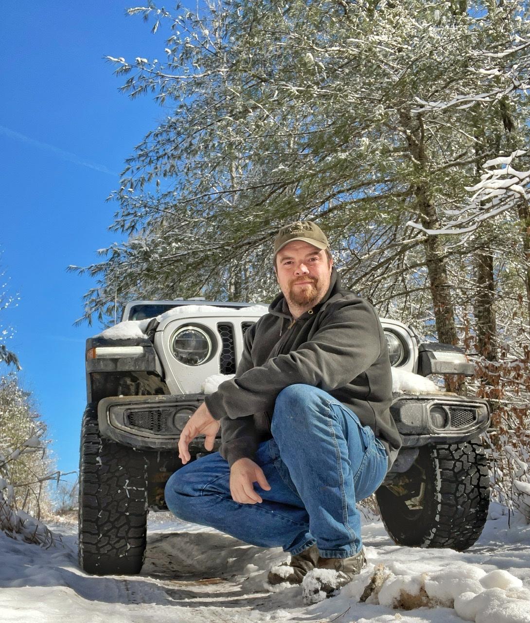 Jeep Gladiator BRIGHT WHITE Gladiator JT Club 70771DAD-80A1-4B4D-B515-54DCEB3A7F8F