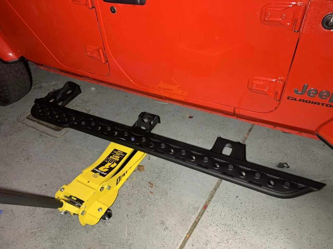 Jeep Gladiator Rock Rails Thread 53677B0B-8430-4A94-A30E-27AC99B0504A