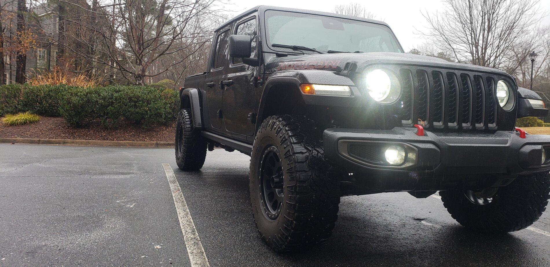 Jeep Gladiator What Jeep stuff did y’all get for Christmas? 20201224_133528
