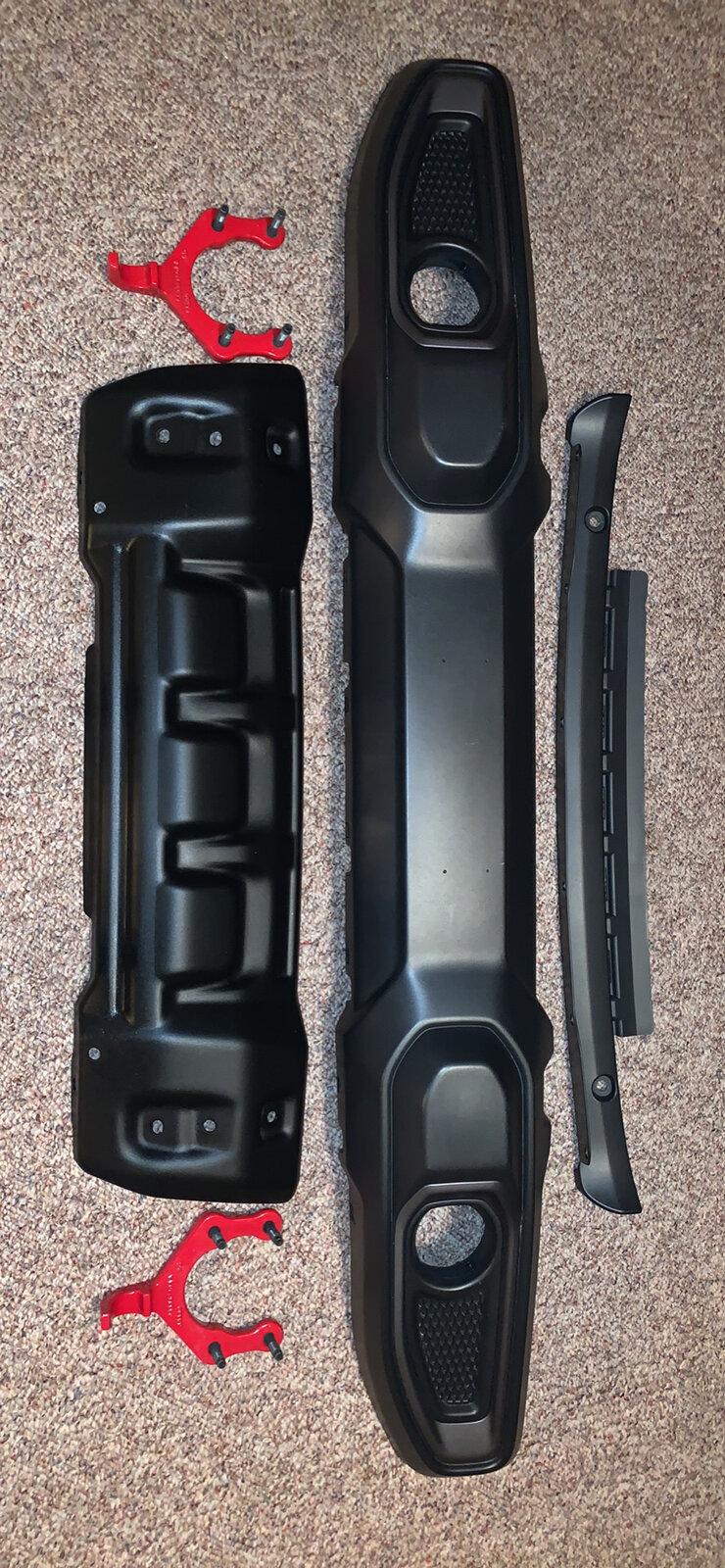 Jeep Gladiator JTR Plastic Front Bumper, Steel Skid and Hardware (no fogs) DA21C350-52FB-49E5-9764-E0FAA26A0C77