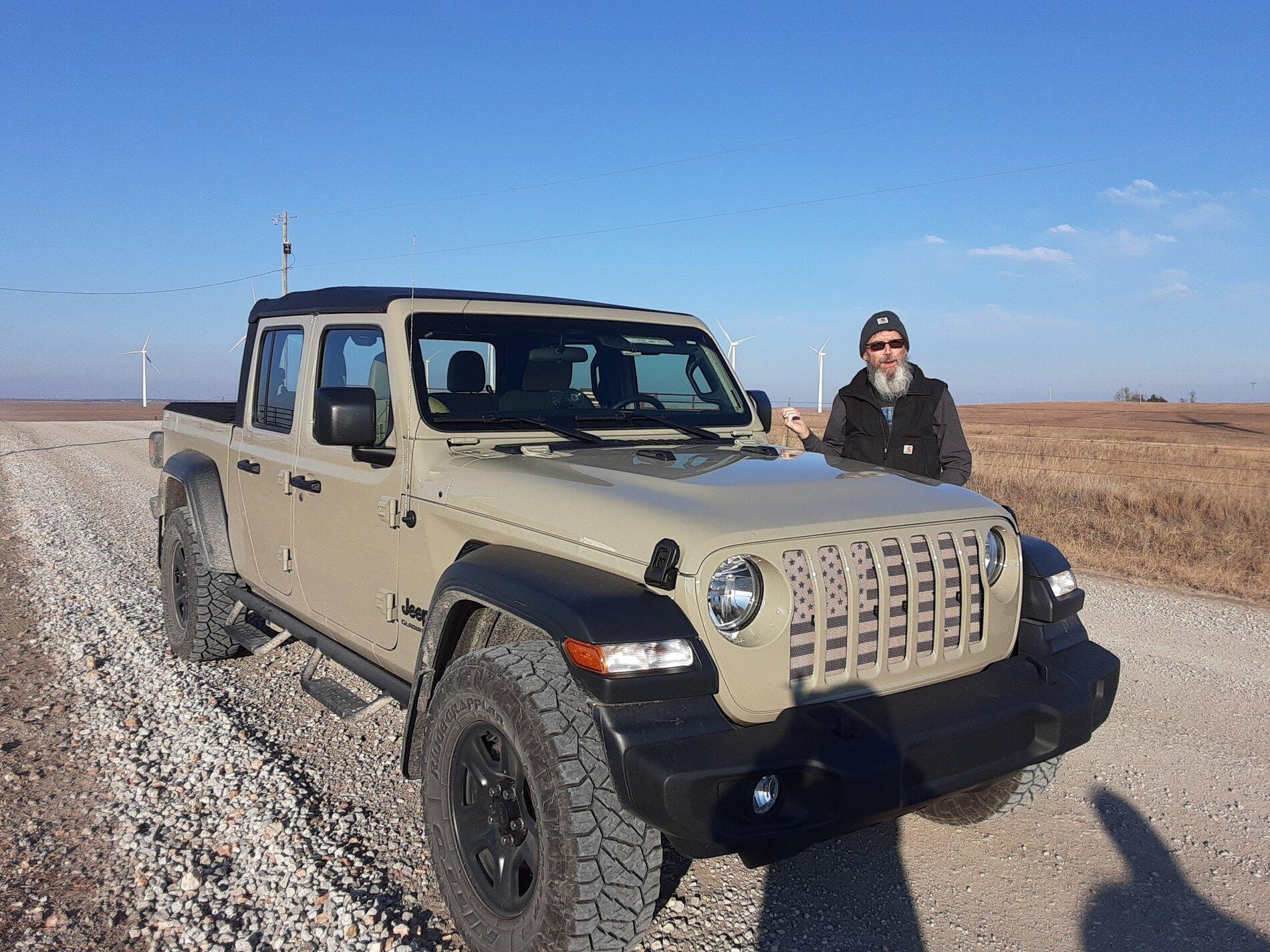 Jeep Gladiator What's more rare on the road? 20201213_152147