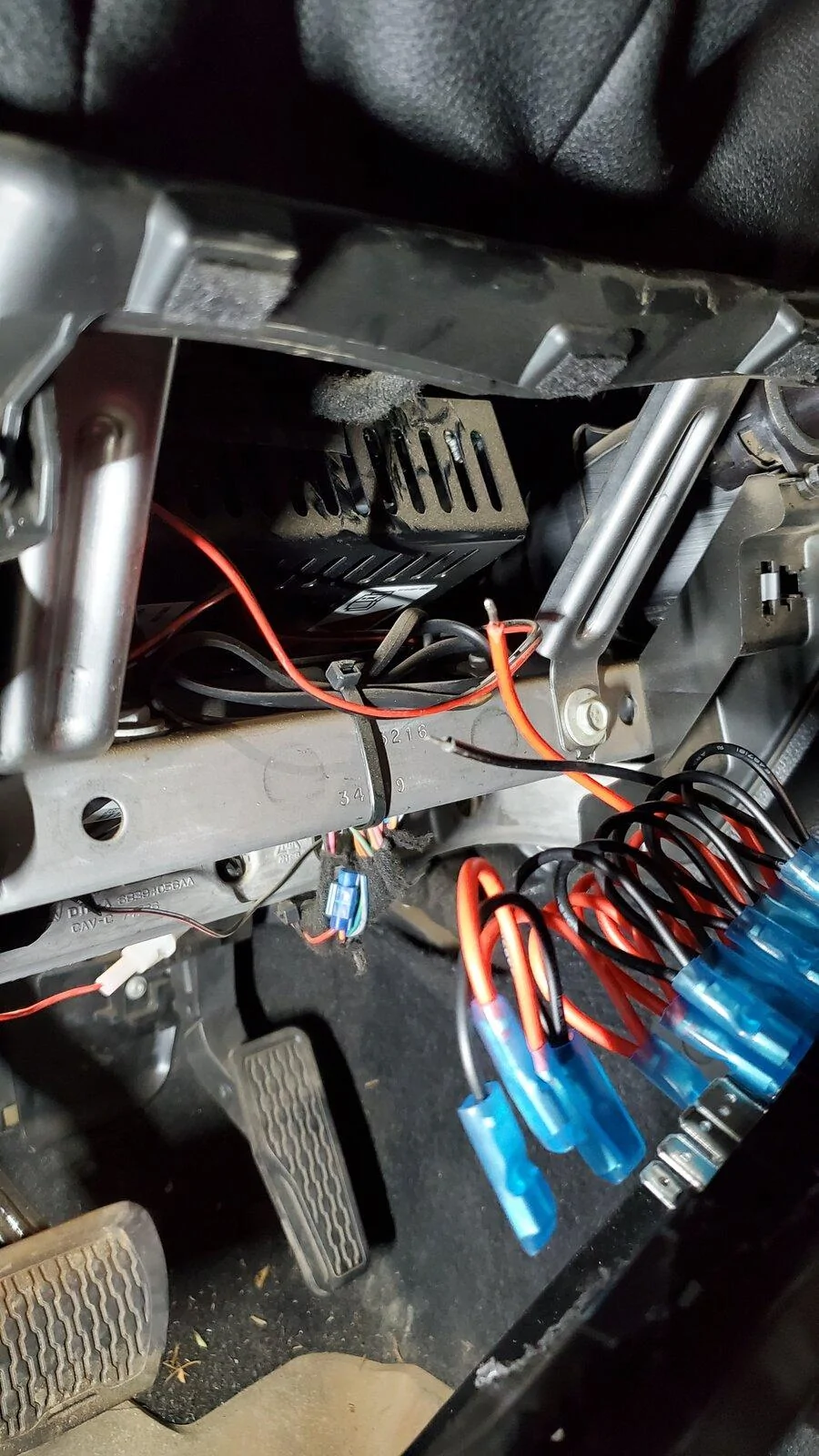 Jeep Gladiator Aux switches 20201130_145558