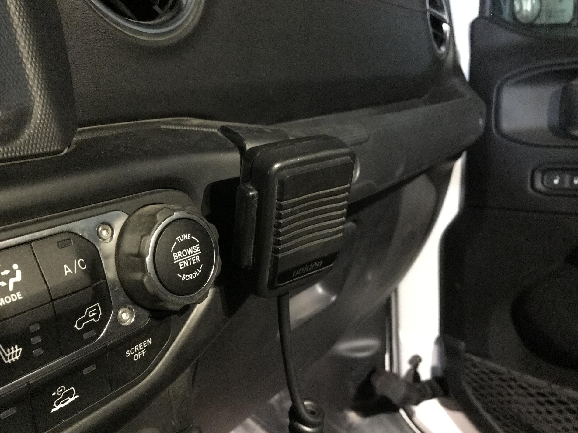 Jeep Gladiator Garbage / Trash Can? FC5B4B9A-A000-490A-86DA-C302B0AA3FB0