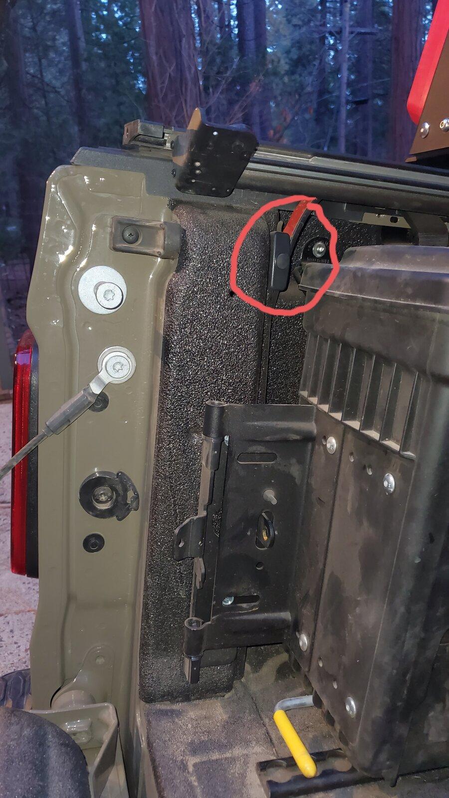 Jeep Gladiator Bed Lights 20201230_070950