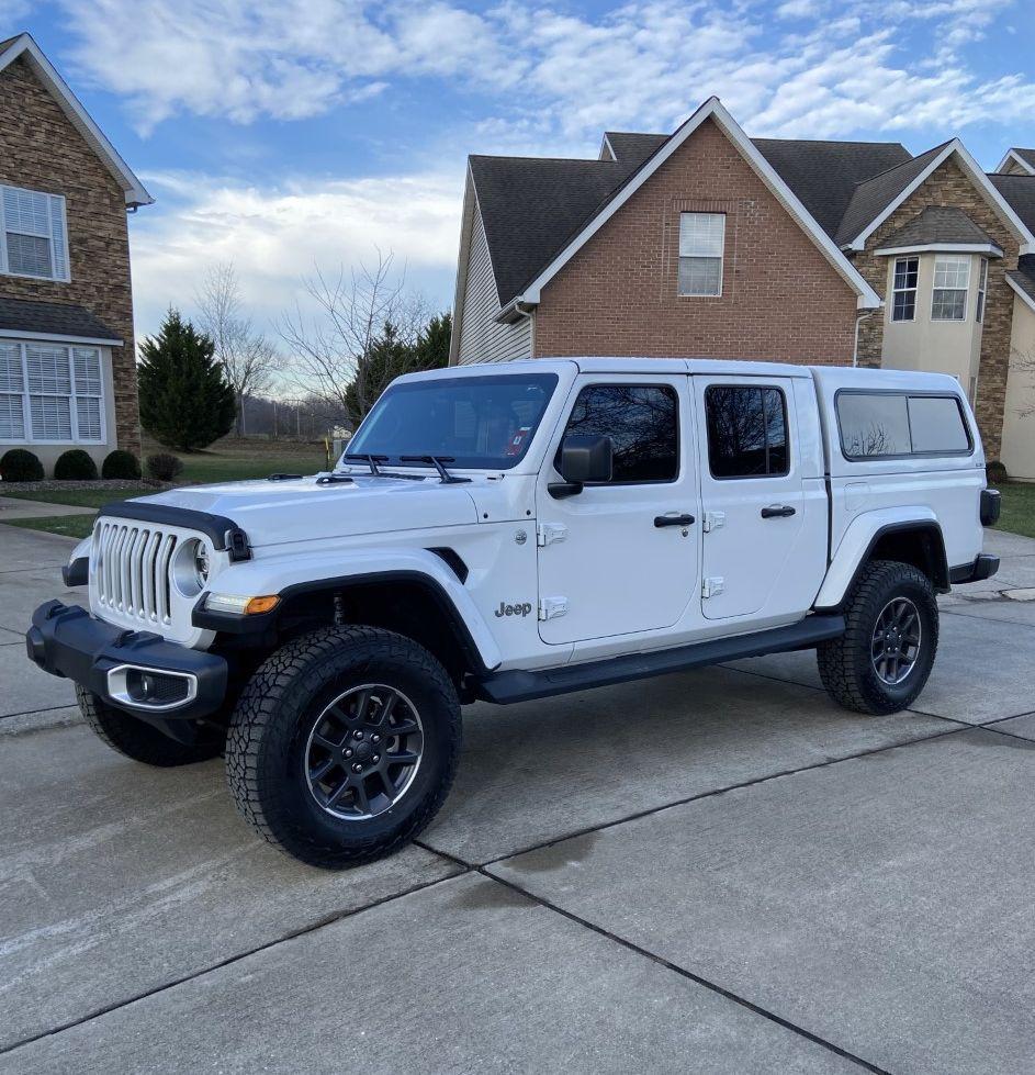 Jeep Gladiator A.R.E. CX Classic Topper with Cargo Glide ARE1