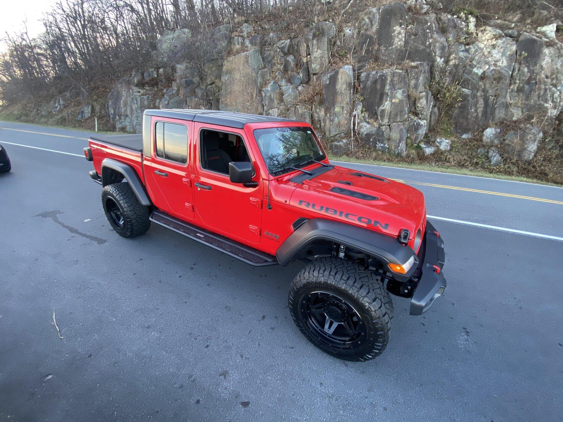 Jeep Gladiator Another pic request!  Show me your 20’s 70C04615-8927-4C44-B879-19B2F959F208