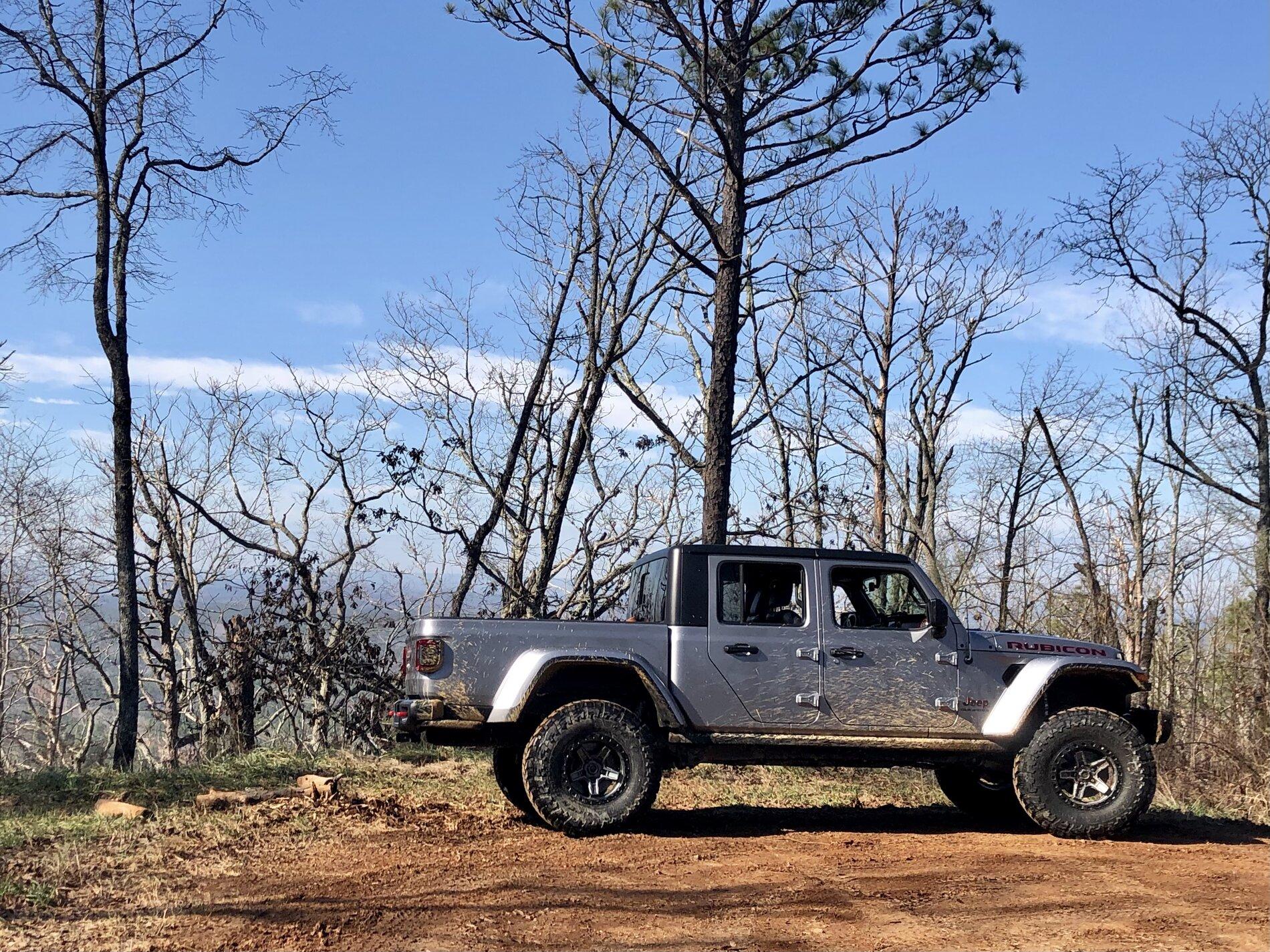 Jeep Gladiator Not just a pretty face 5608825A-C6DA-4930-8B00-6F0CB8C80C13