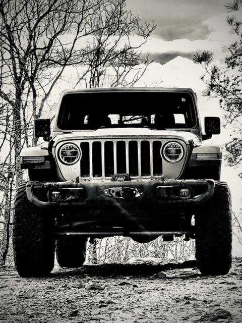 Jeep Gladiator Not just a pretty face 0EF2B2F9-794E-4A6D-B9B9-4A4F024235EE