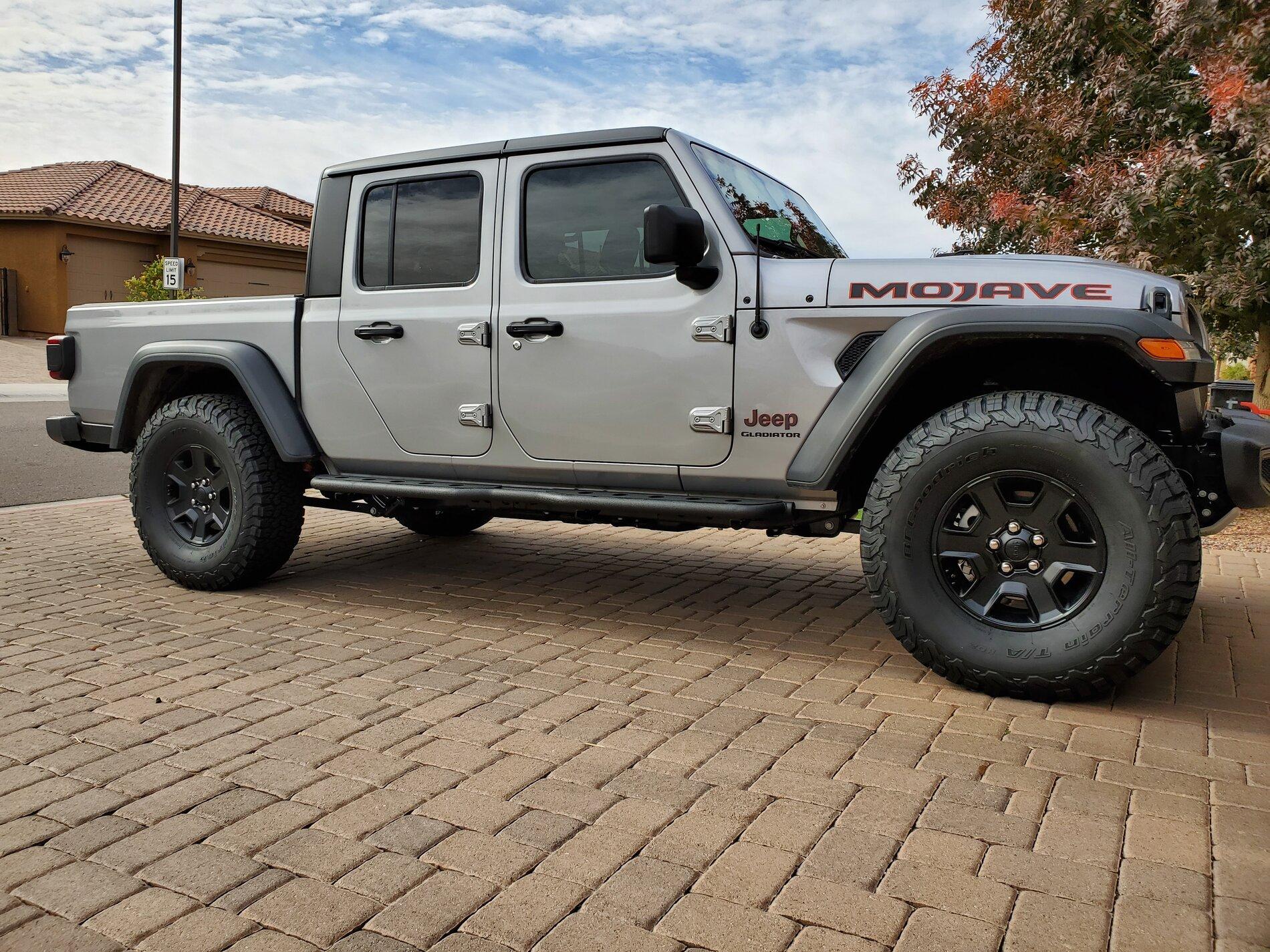 Jeep Gladiator Need Tire Help on Mojave 20201231_115542